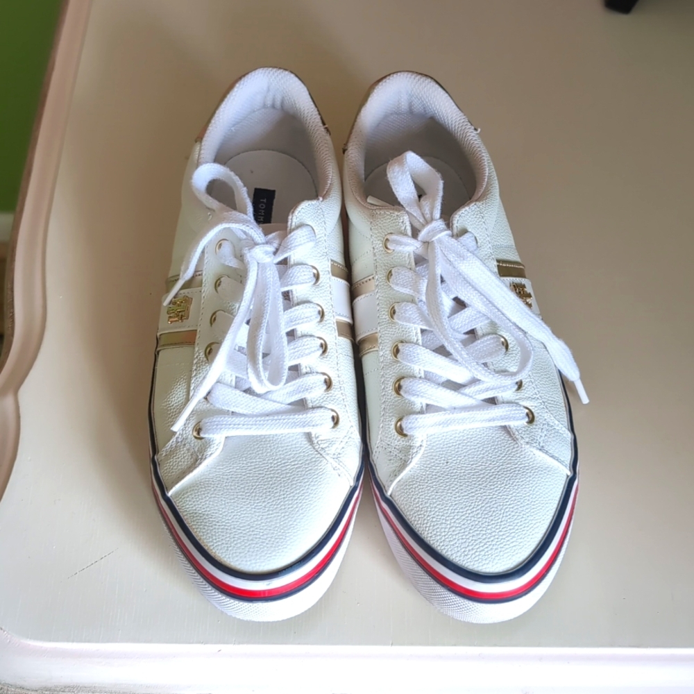 Tommy Hilfiger shoes